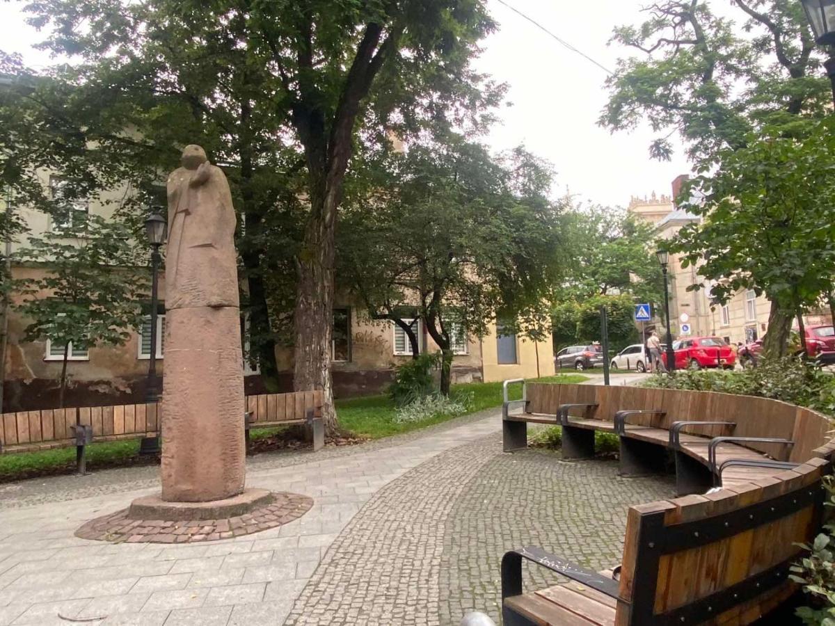 דירות לבוב Вірменська 14 Центр Не Далеко Від Ж Д Вокзалу Звітні Документи מראה חיצוני תמונה